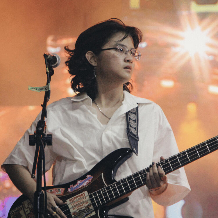 Versy - Bass